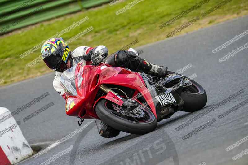 enduro digital images;event digital images;eventdigitalimages;mallory park;mallory park photographs;mallory park trackday;mallory park trackday photographs;no limits trackdays;peter wileman photography;racing digital images;trackday digital images;trackday photos